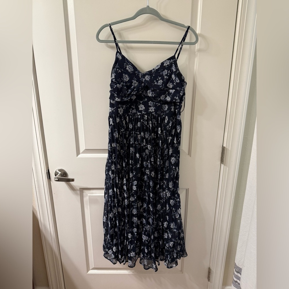 FRANCESCA'S Coquette Audrey Parks Lyla Navy Floral Pleated Midi Dress, size L
